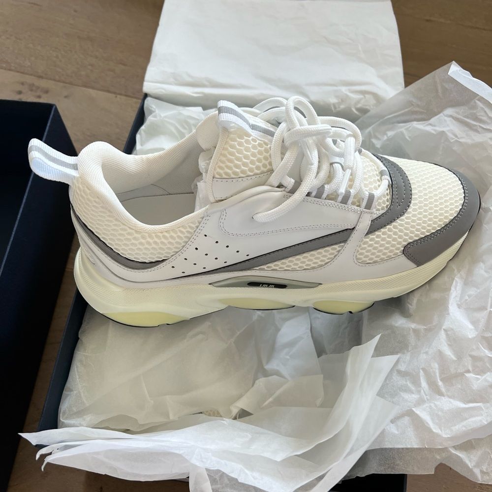 B22 DIOR SNEAKERS - Picture 3 of 10